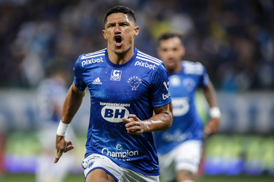 Cruzeiro vence partida contra o Vasco e garante retorno à Série A