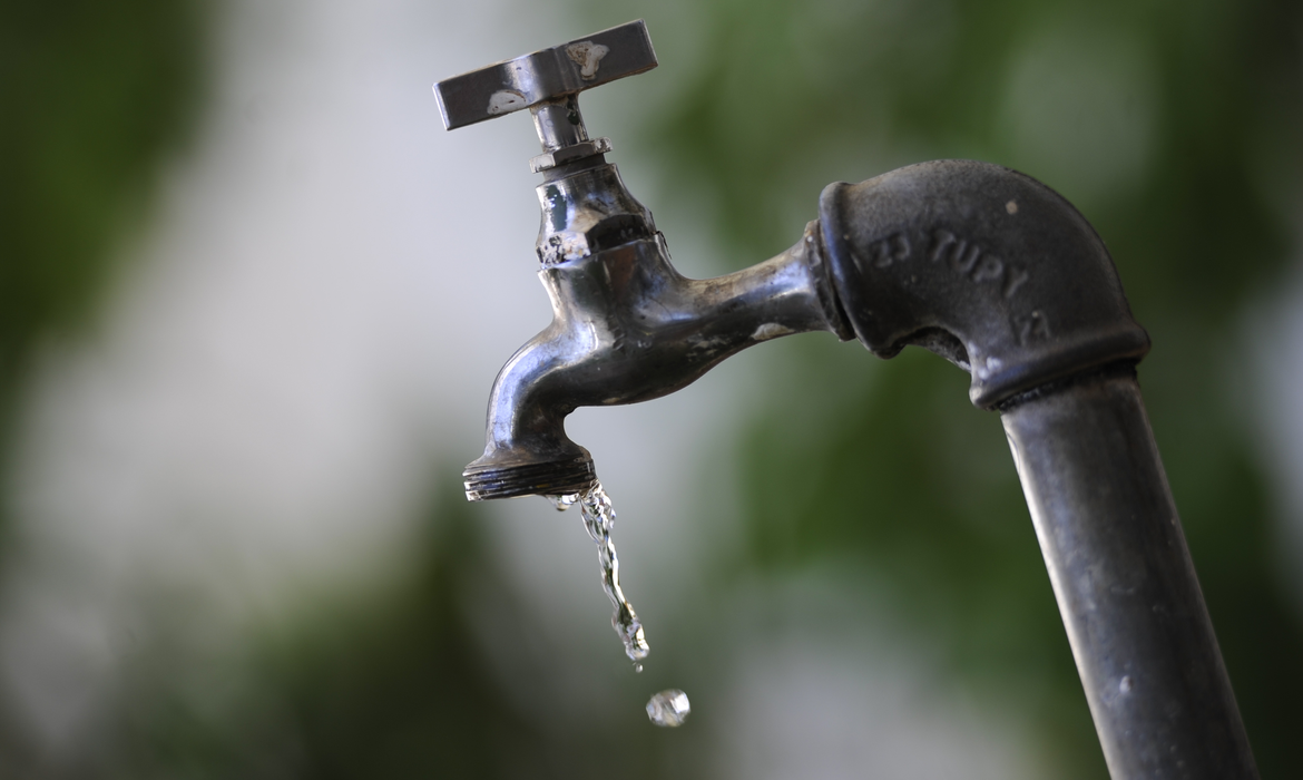 Mais de 200 bairros de BH e Região Metropolitana ficarão sem água nesta terça (31); veja lista  