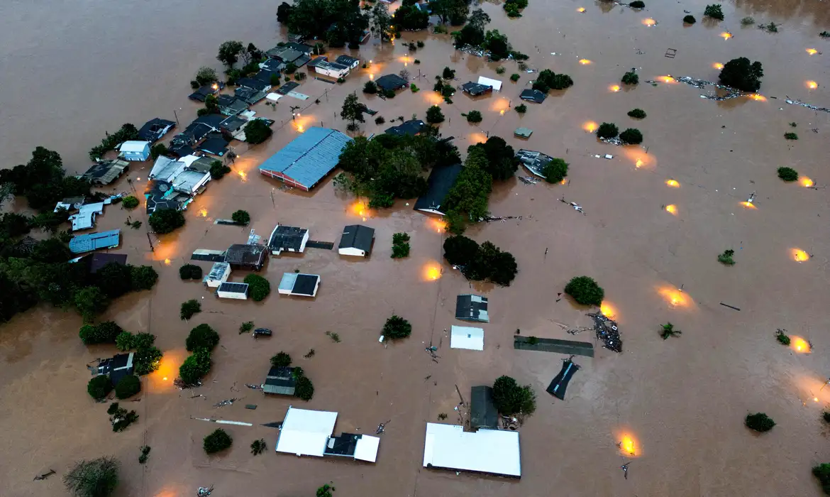 Ações em BH: saiba como ajudar os atingidos pelas chuvas do Rio Grande do Sul