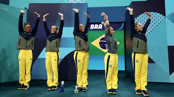 Brasil faz história com inédito bronze por equipes na ginástica artística feminina em Paris 2024