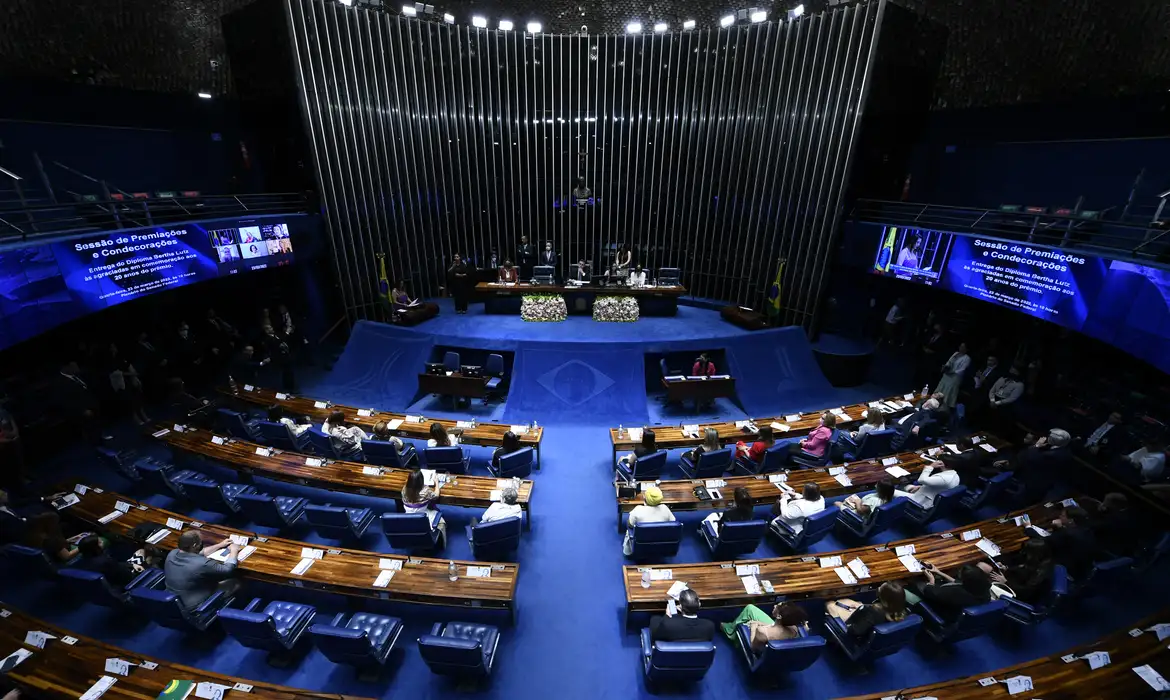 Senado aprova reoneração da folha de pagamento a partir de 2025