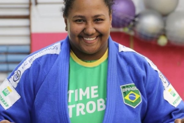 Judoca Beatriz Souza conquista o primeiro ouro brasileiro em Paris