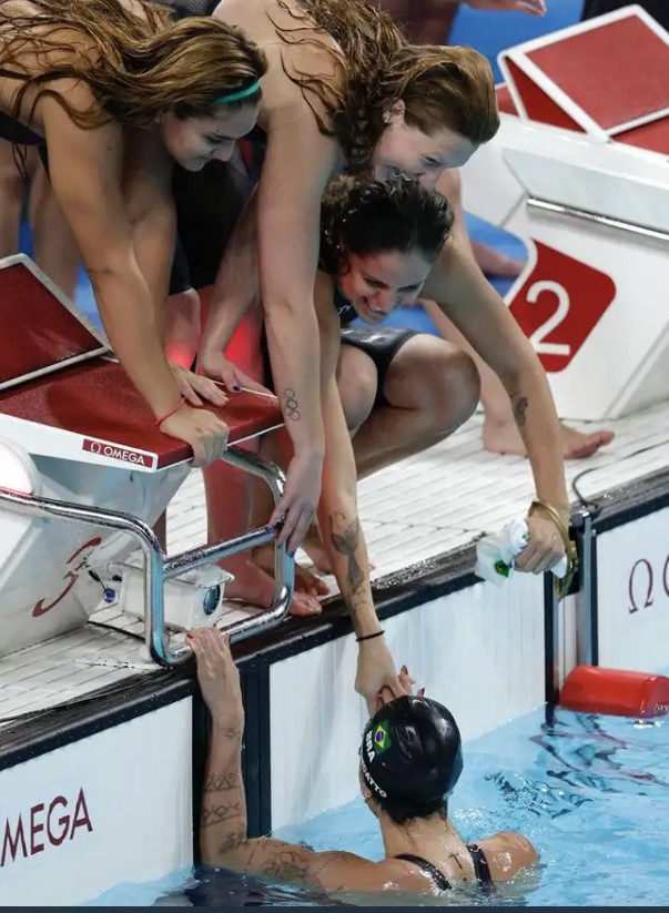 Após 20 anos, brasileiras voltam à final do revezamento 4x200m livre