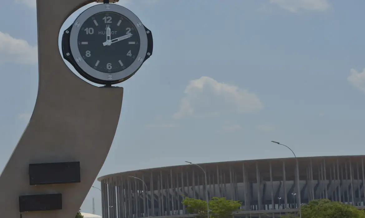 Governo federal não vai retomar o horário de verão neste ano