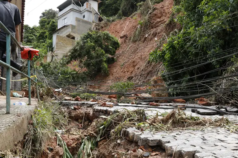 Defesa Civil alerta para risco de deslizamentos em BH; veja locais e cuidados