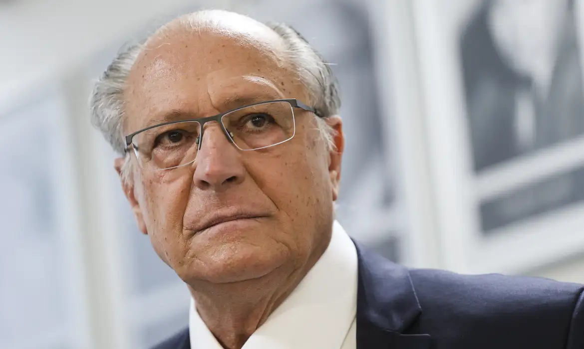 Alckmin alerta para vídeo falso com sua imagem nas redes sociais