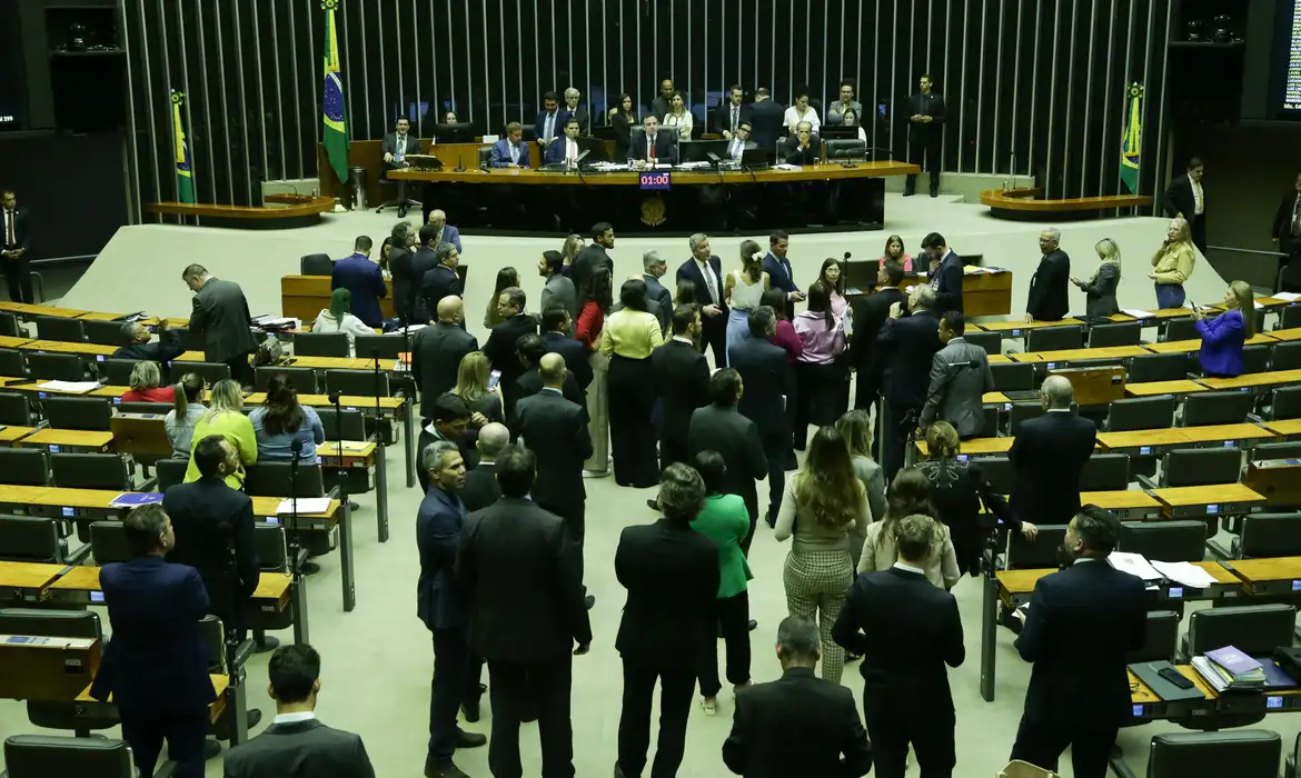 Congresso fará esforço concentrado para votar cortes, LDO e Orçamento