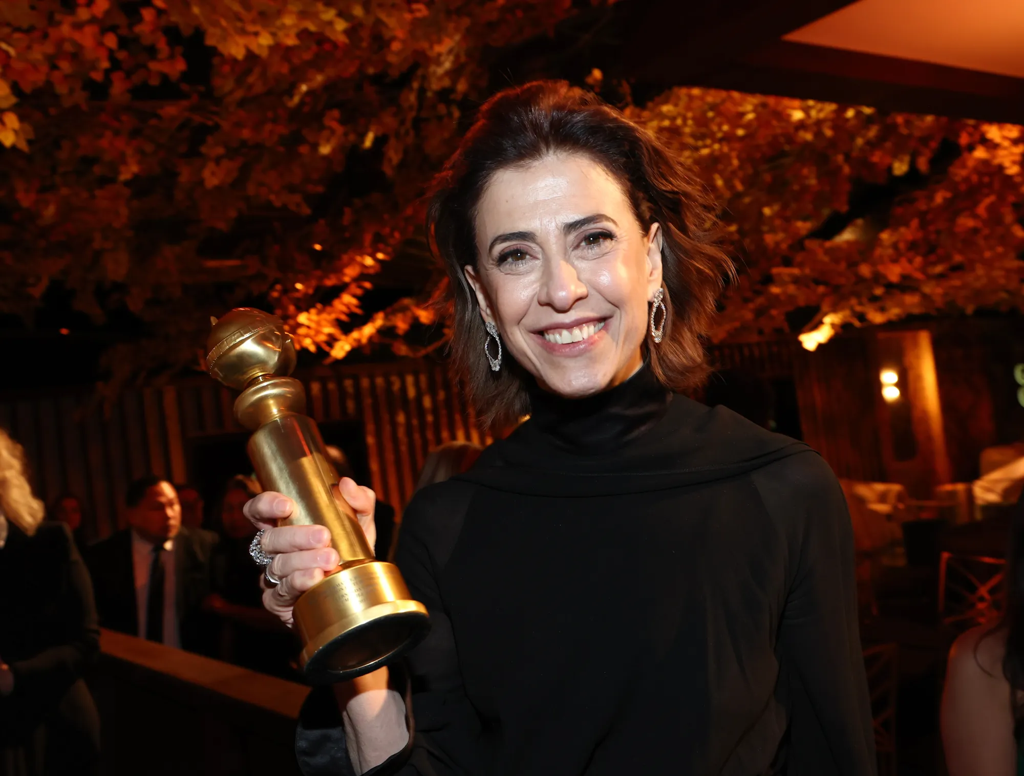 Fernanda Torres leva Globo de Ouro por atuação em Ainda Estou Aqui