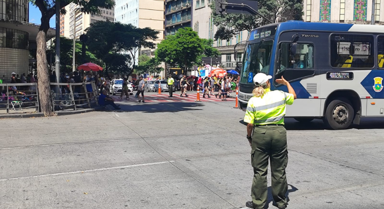 Bloco Chama o Síndico desfila hoje em BH; veja impactos no trânsito