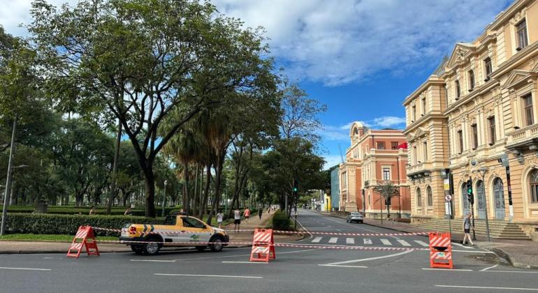 Programação religiosa muda o trânsito nesta semana na Praça da Liberdade, em BH