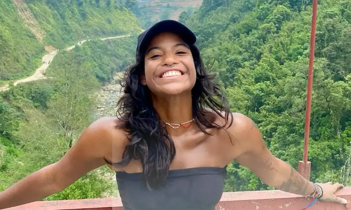 Família de Juliana Marins reclama de descaso de aérea no traslado