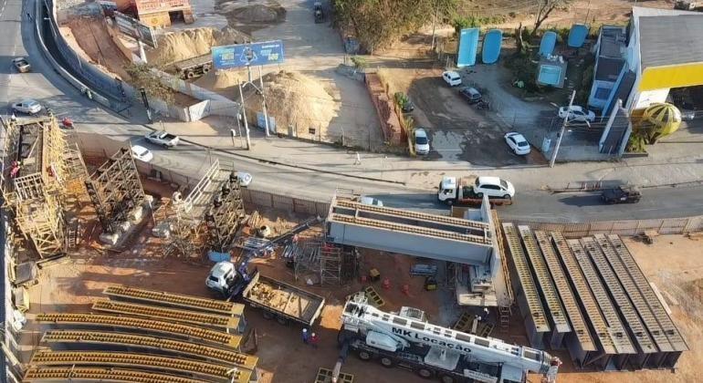 Trânsito na Av. Cristiano Machado é alterado de hoje a domingo para obras em viaduto