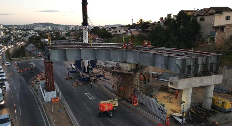 Avenida Cristiano Machado terá uma faixa interditada nas madrugadas por 30 dias para obras