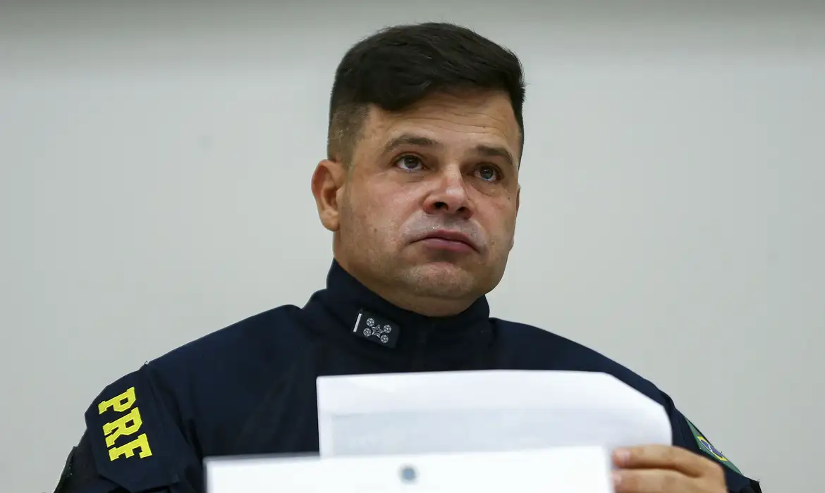 Ex-diretor terá que pagar quase R$ 550 mil por uso político da PRF