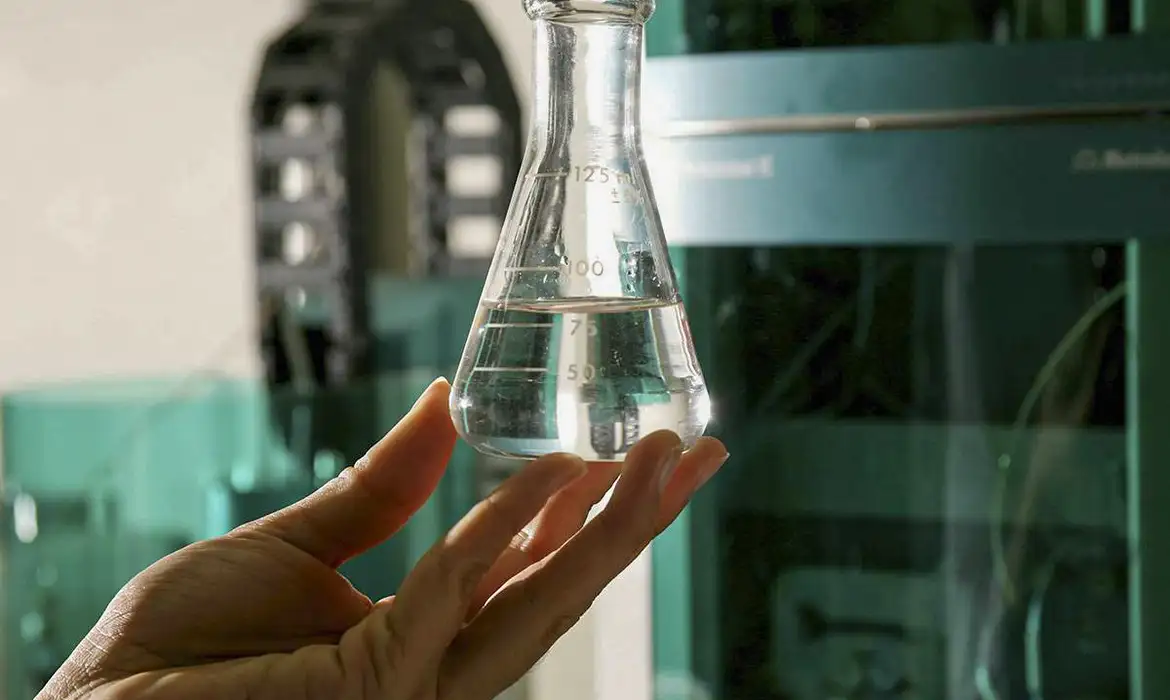 União estabelece protocolo para casos de intoxicação por metanol