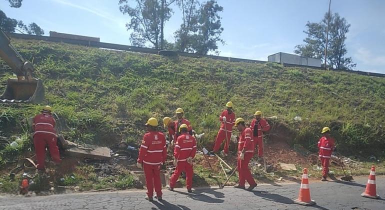 Anel Rodoviário ficará parcialmente interditado a partir desta terça (23) para serviços de limpeza