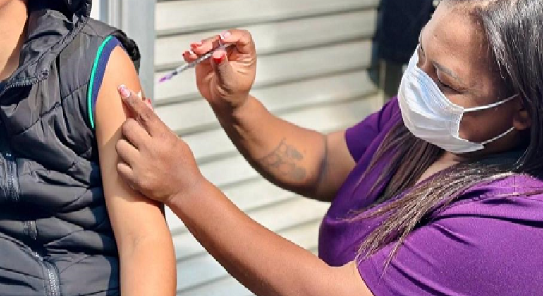 PBH intensifica vacinação contra HPV de pessoas com 15 a 19 anos