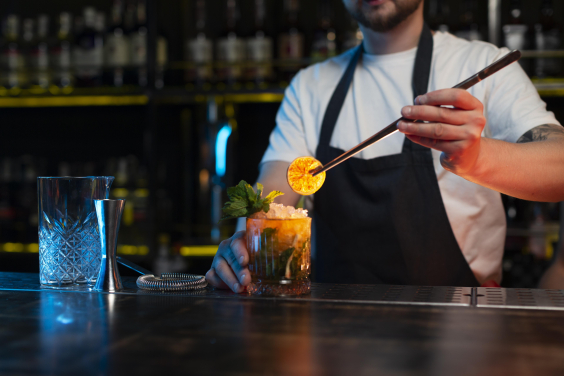 Funcionamento de bares e restaurantes de BH será debatido nesta segunda-feira (13) na Câmara