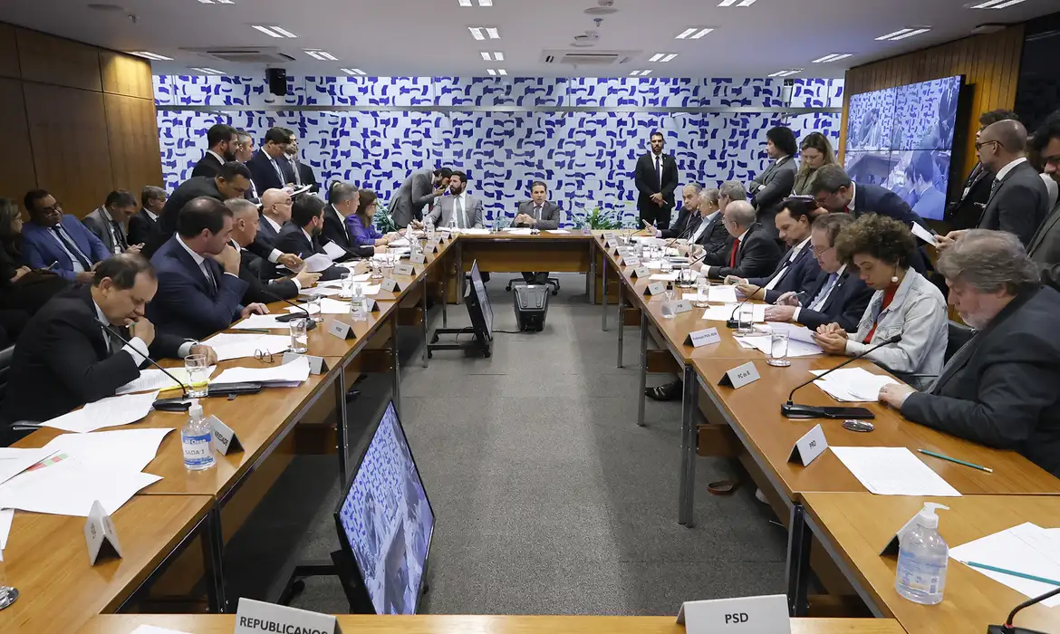 Governo quer mudanças no PL Antifacção em relação à PF e terrorismo