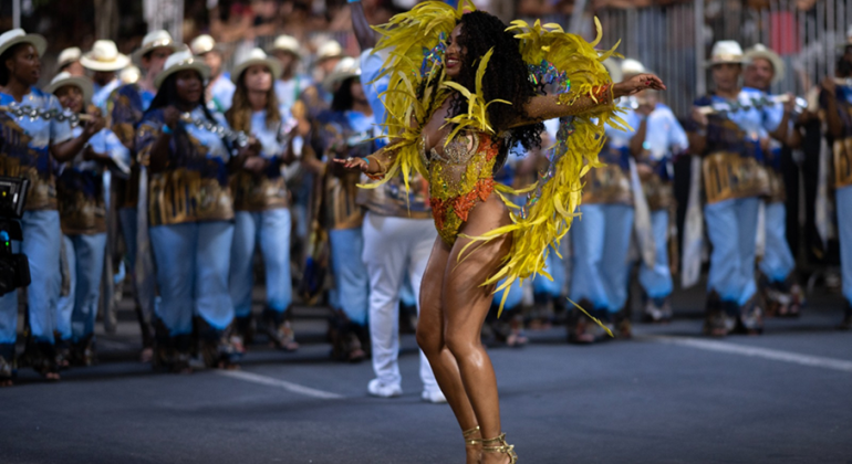 BH: escolas de samba entram na passarela da Andradas nesta terça-feira (17)