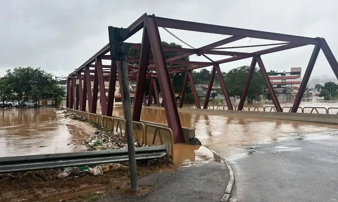 MG: veja como ajudar afetados pelas chuvas; governo alerta para golpes