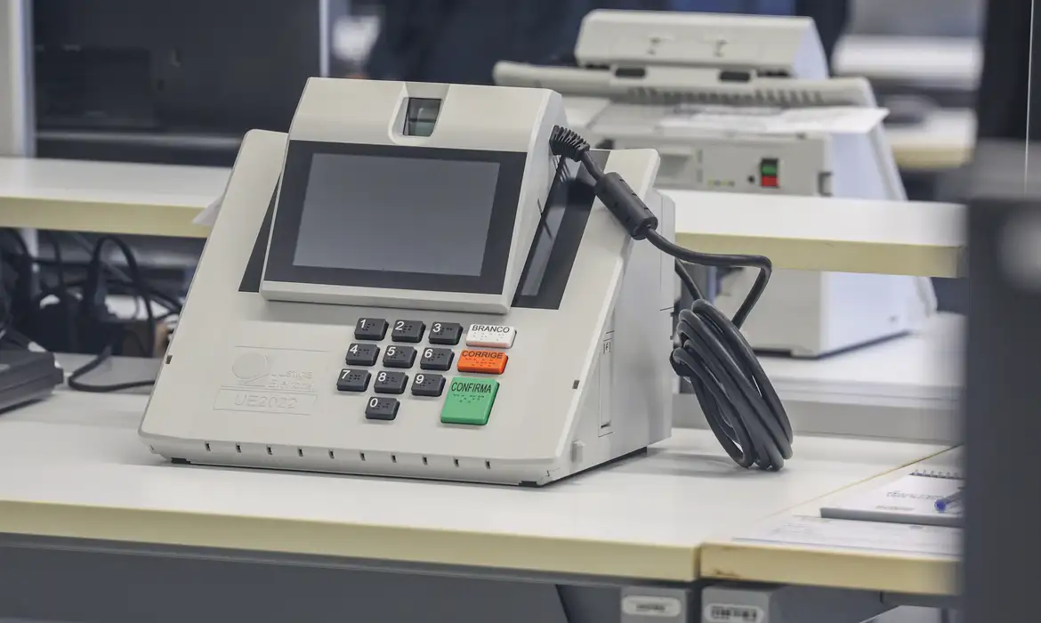 Precisa regularizar o título? Justiça Eleitoral atende até esta 5ª feira no Shopping Estação, em BH