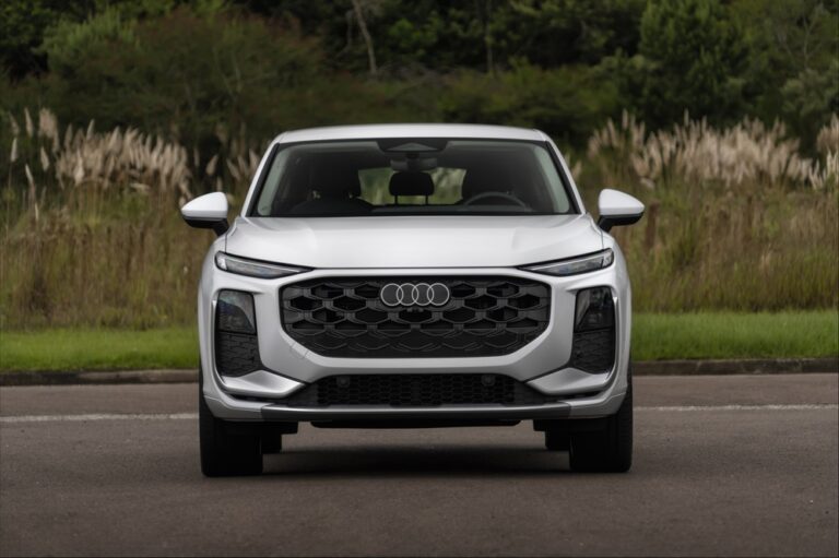Nova geração do Audi Q3 começa a ser produzida no Brasil