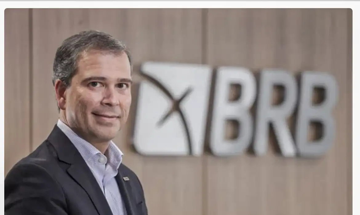 PF prende ex-presidente do BRB citado no caso do Banco Master