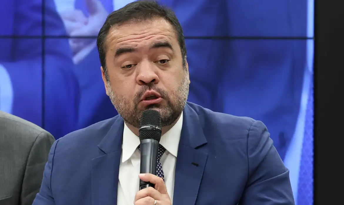 Operação Sem Refino: Cláudio Castro é alvo de busca e apreensão