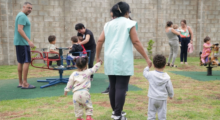 Gestantes podem cadastrar filhos para vagas na Educação Infantil de BH