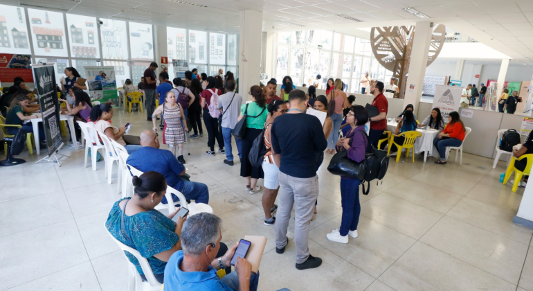 Feirão de Empregos da PBH terá quase 4 mil vagas nesta sexta-feira (29)