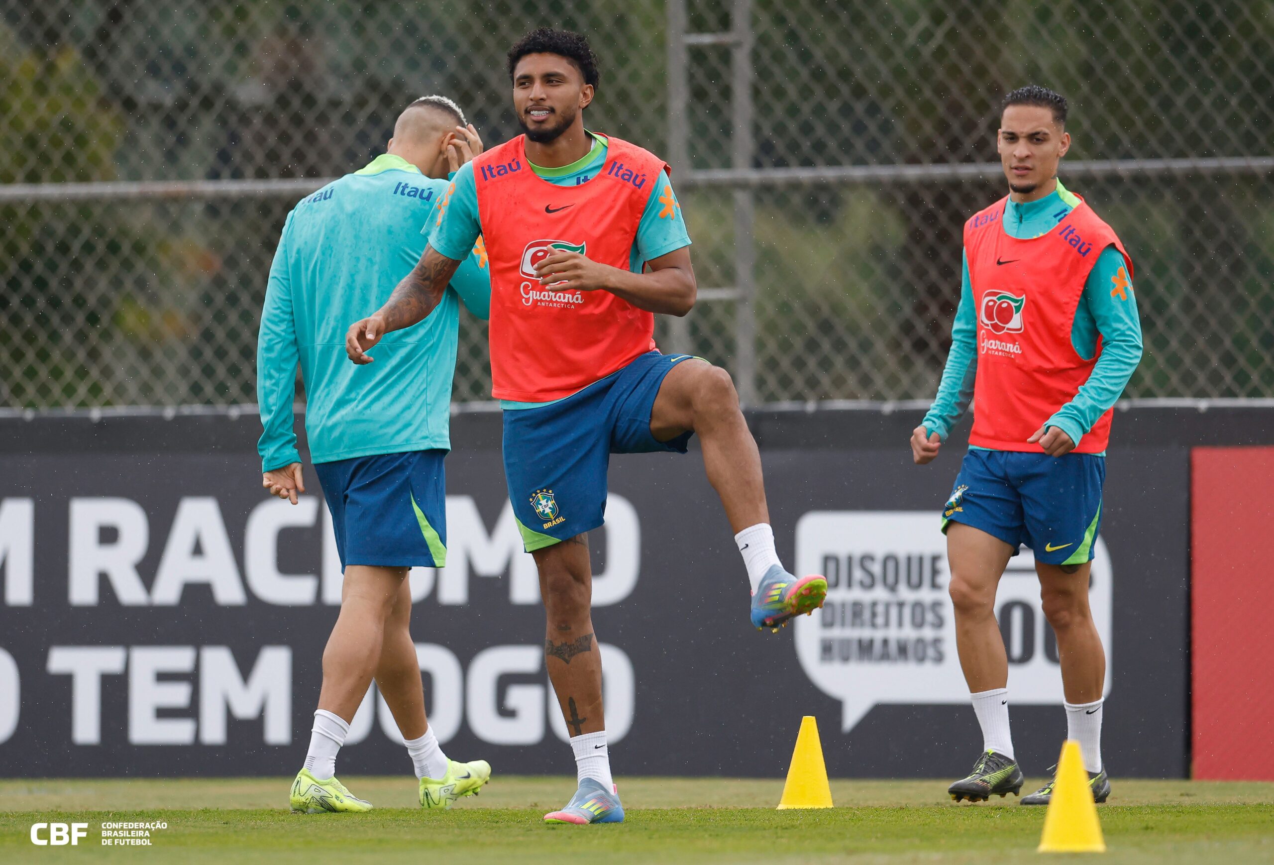 Wesley é cortado da Seleção Brasileira por lesão em amistoso; Éderson assume vaga