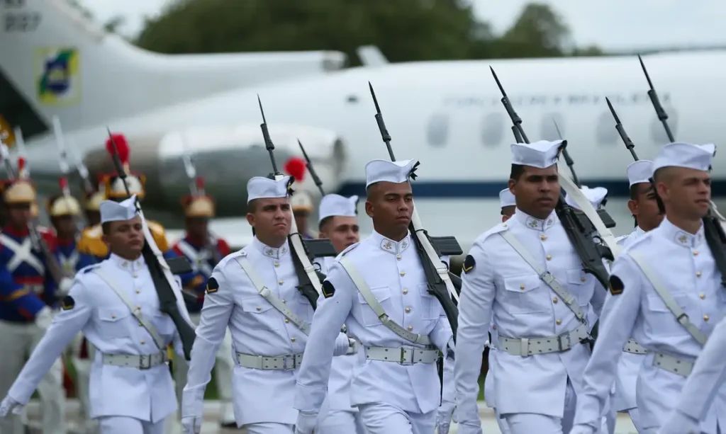 Termina nesta terça-feira (30) prazo para o alistamento militar