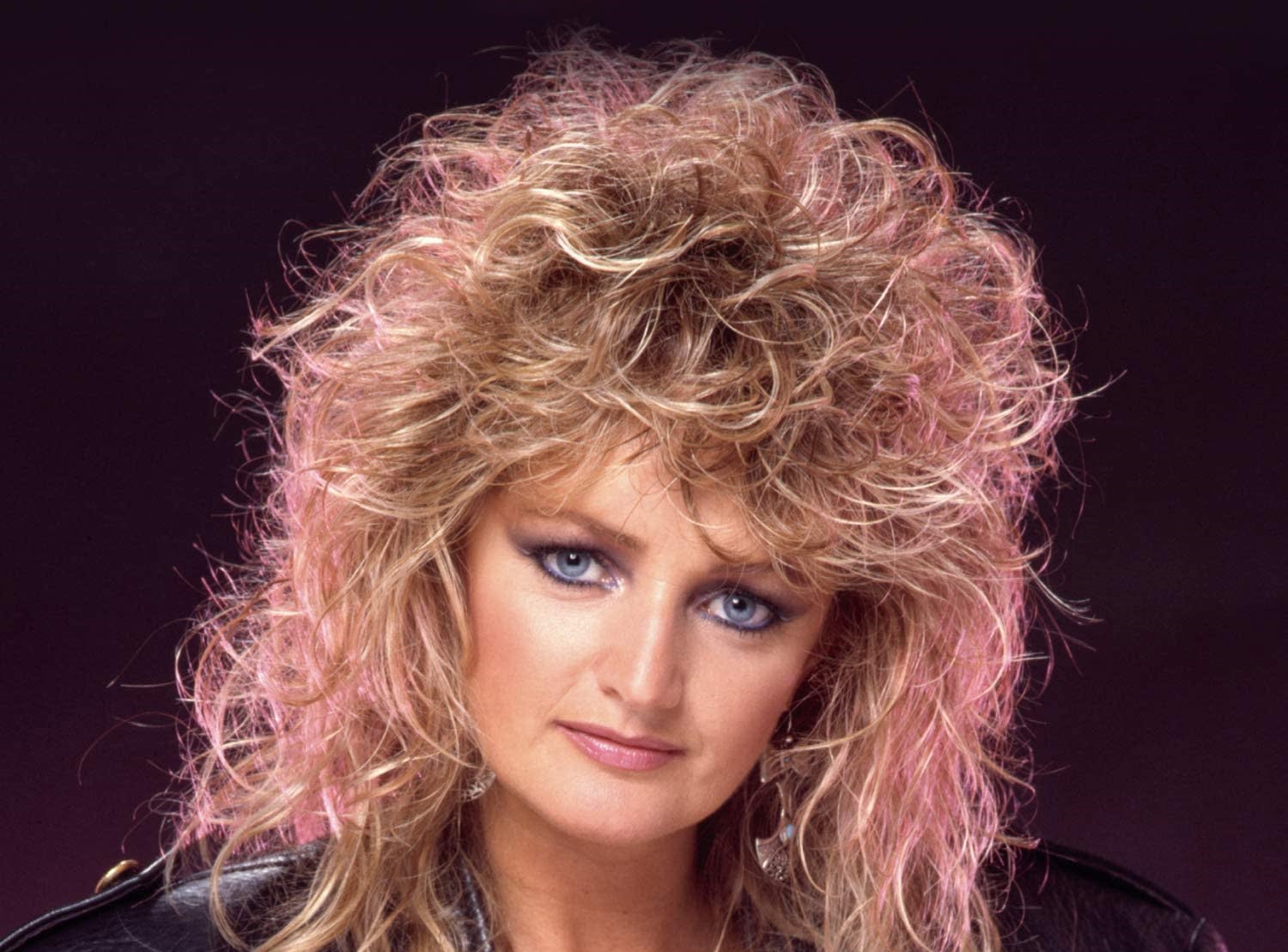 Morre a cantora Bonnie Tyler, do hit ‘Total Eclipse of the Heart’, aos 75 anos