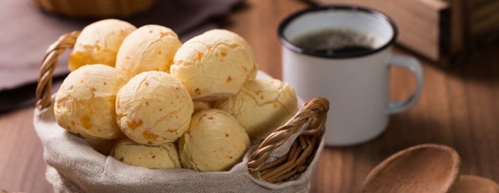 Minas Gerais concentra cerca de 2/3 da produção de pão de queijo brasileira 
