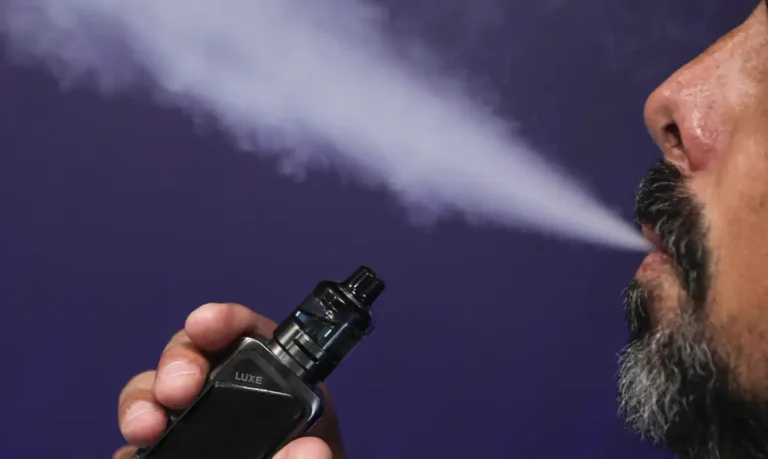 Agosto Branco alerta para o câncer de pulmão; tabagismo é importante fator de risco