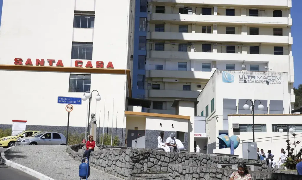 Lei prorroga uso do FGTS em hospitais filantrópicos ligados ao SUS