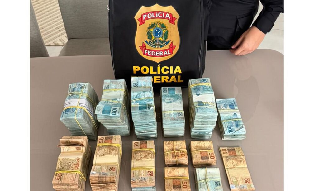 PF e CGU apuram fraudes em contratações e desvios de recursos federais; operação tem mandados em MG