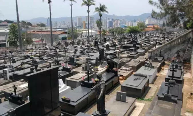 Dia de Finados terá operação especial de trânsito no entorno dos cemitérios de BH